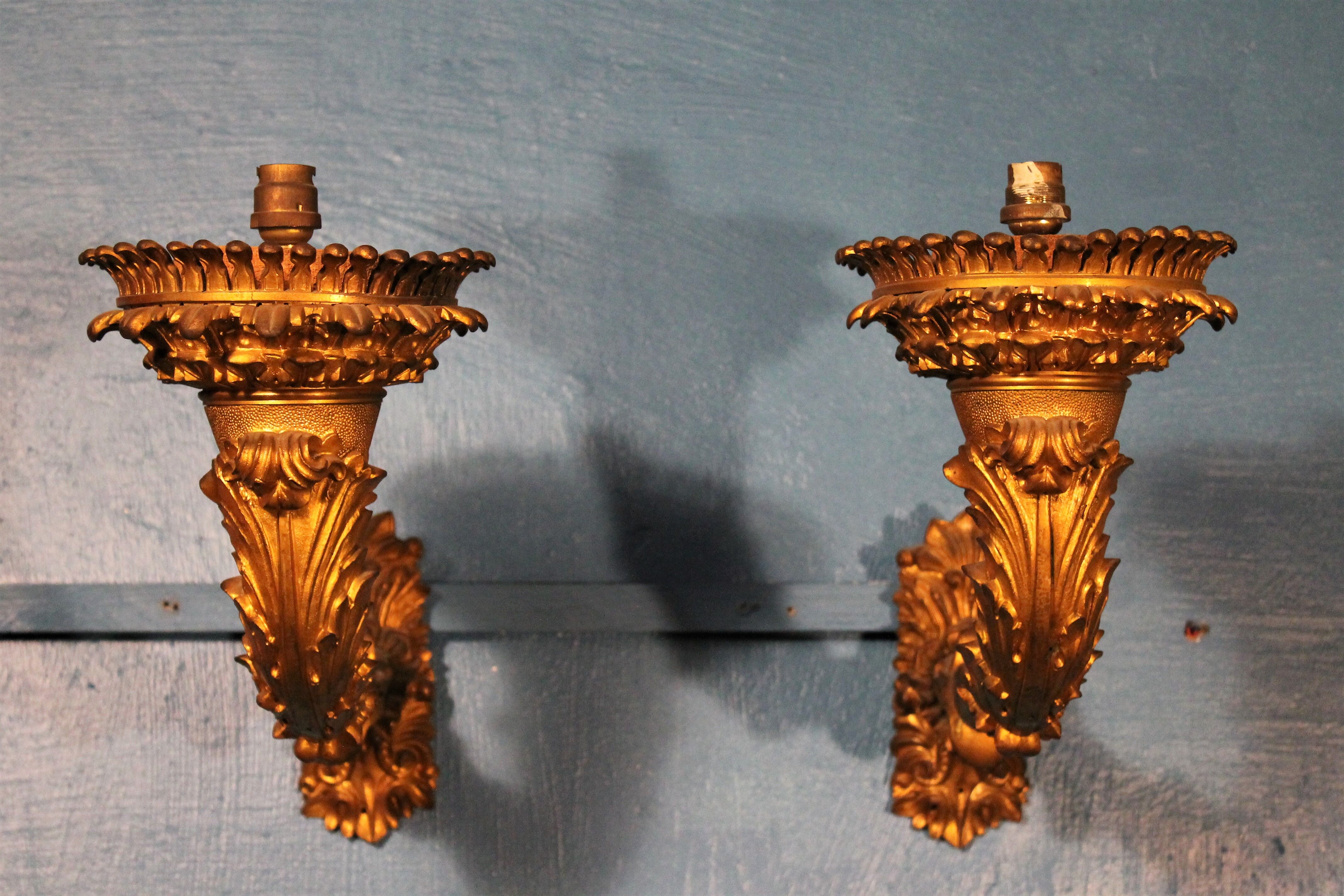 Pair of wall light  bronze "Torches / torches" early twentieth century