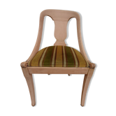 1 ancienne chaise gondole EMPIRE dit Tonneau . PONCEE et laissée brut