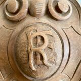 Monogrammed architectural element RE