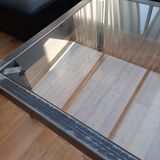 Table basse en métal et verre
