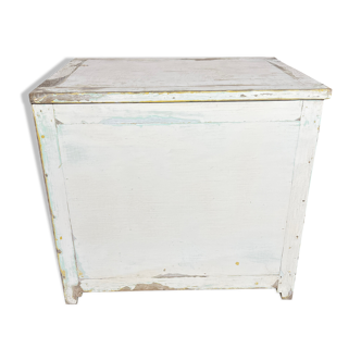 Wooden toy box