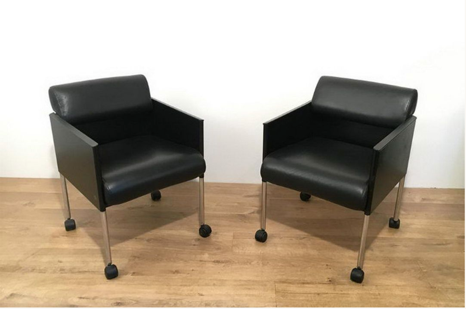 Suite of 4 armchairs in leather and black lacquered metal Rosenthal