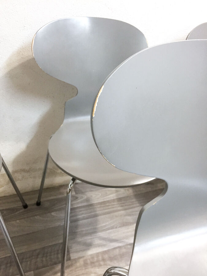 Suite of 6 chairs "ant" Jacobsen, ed. Fritz Hansen 2002