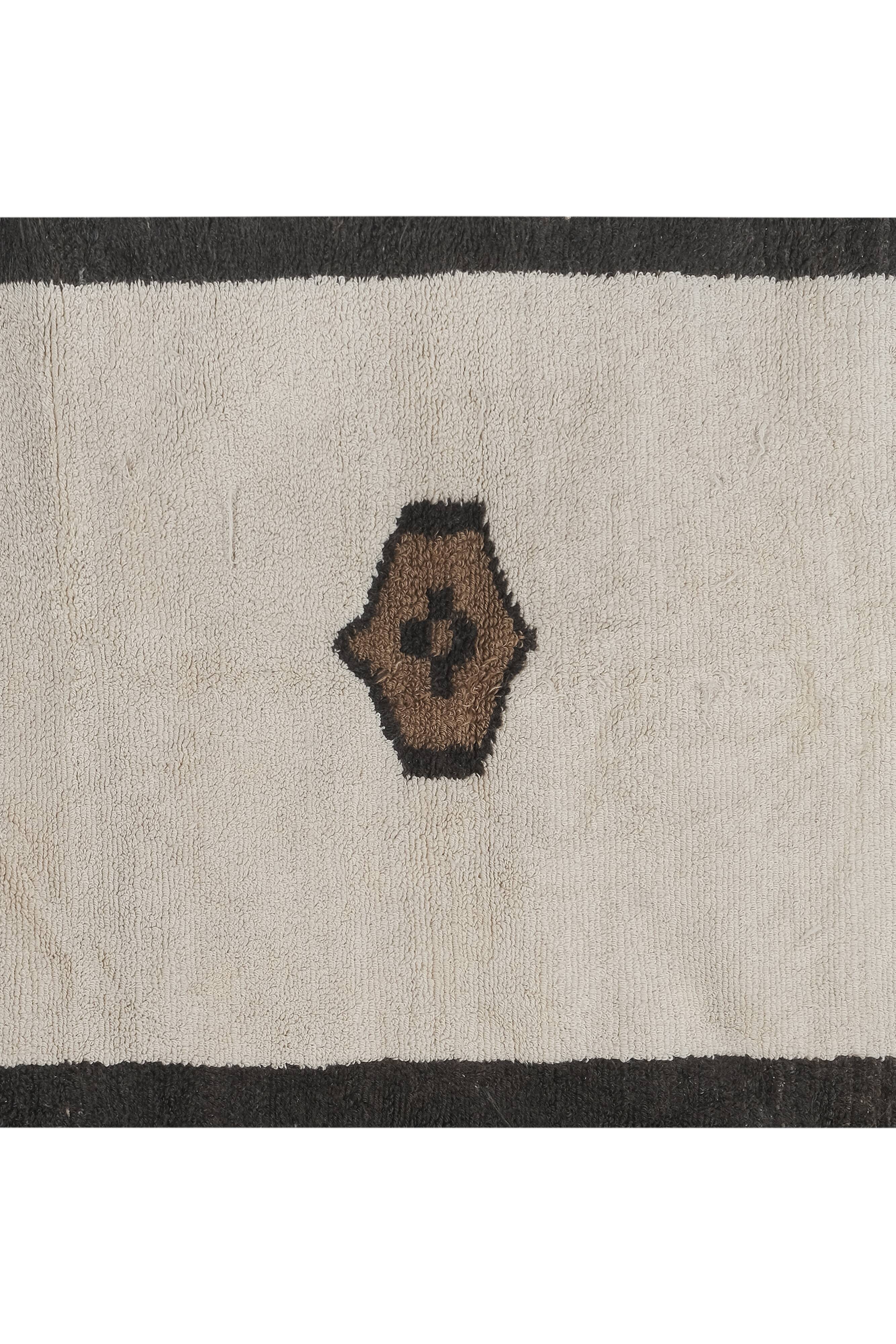 Vintage Turkish Oushak Rug Handwoven 142x213 cm