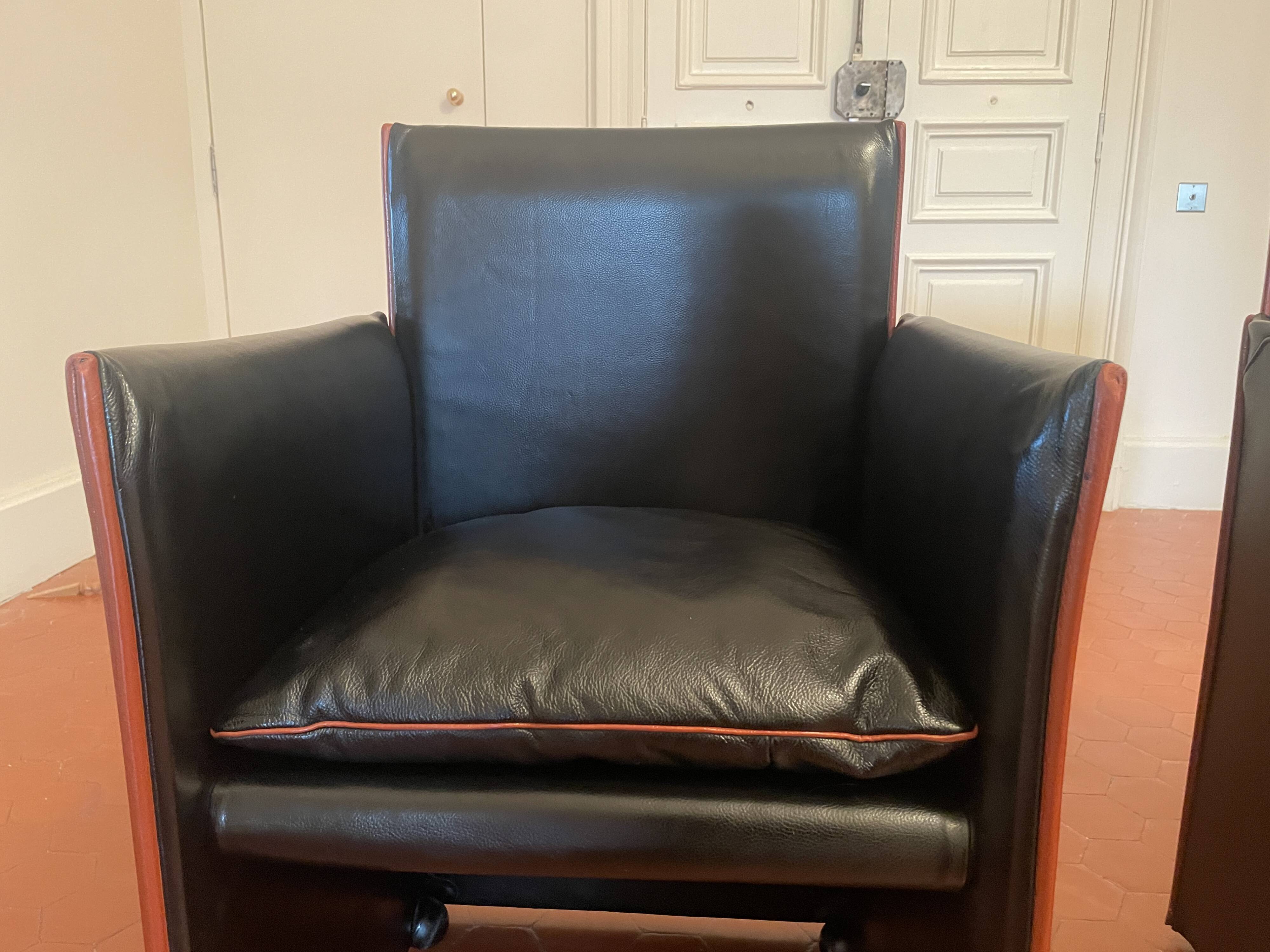 Mario Bellini - pair of BREAK 401 leather armchairs for CASSINA