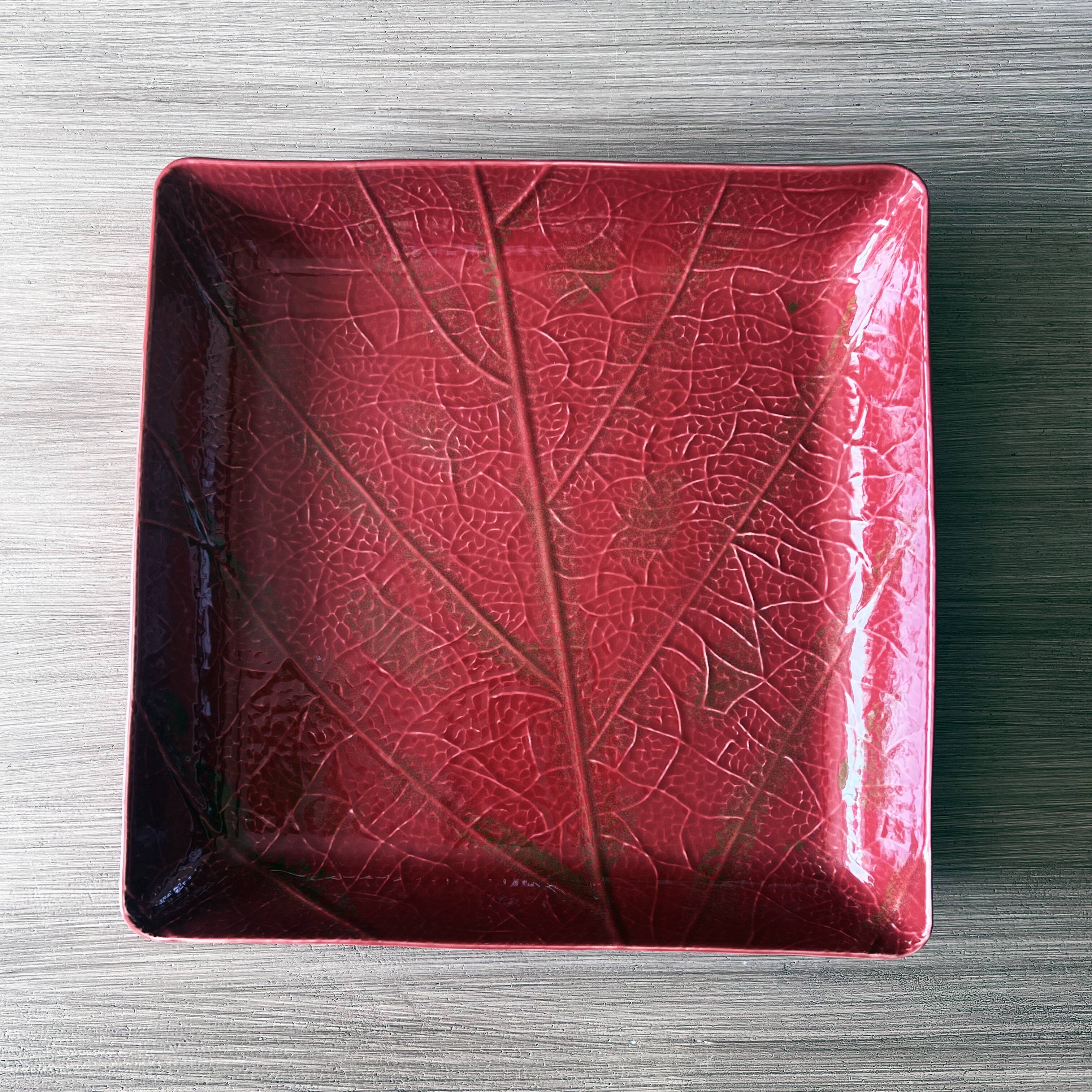Large hollow dish Christian Tortu Paris red leaf – 36.5 cm