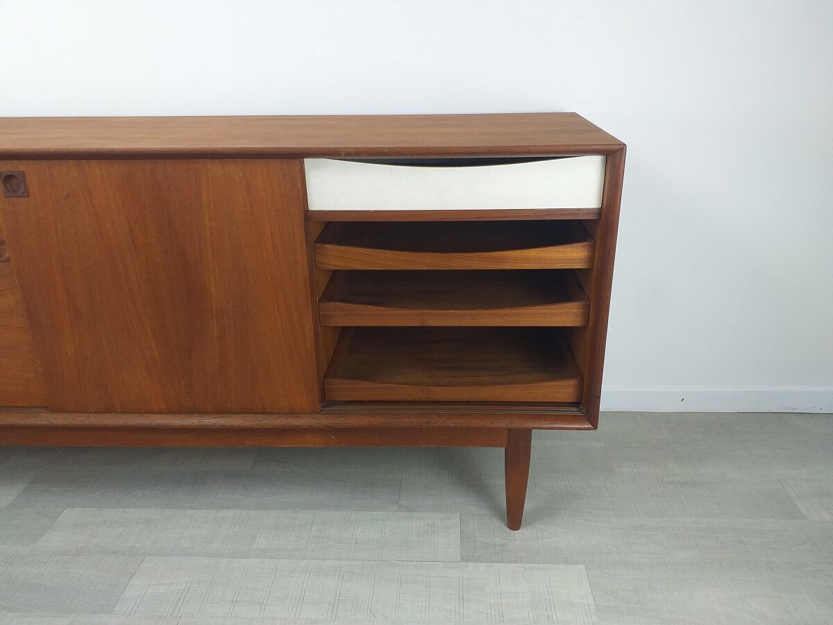 Scandinavian design sideboard E. Valentinsen 60