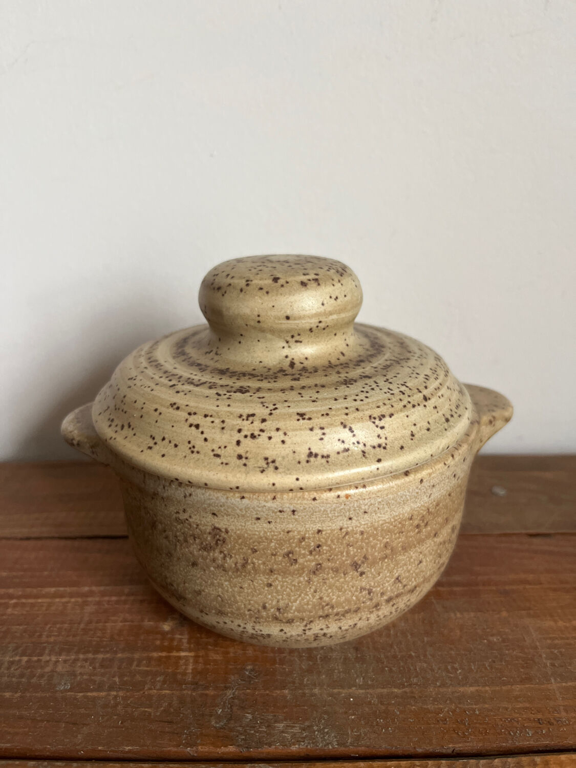 Stoneware sugar bowl