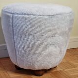 Round pouf in textured sheepskin, 44 cm
