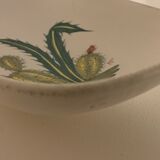 Plat biscuit à décor de cactus