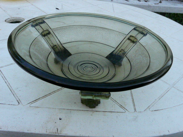 Coupe tripode art deco en verre fumé Tchécoslovaque