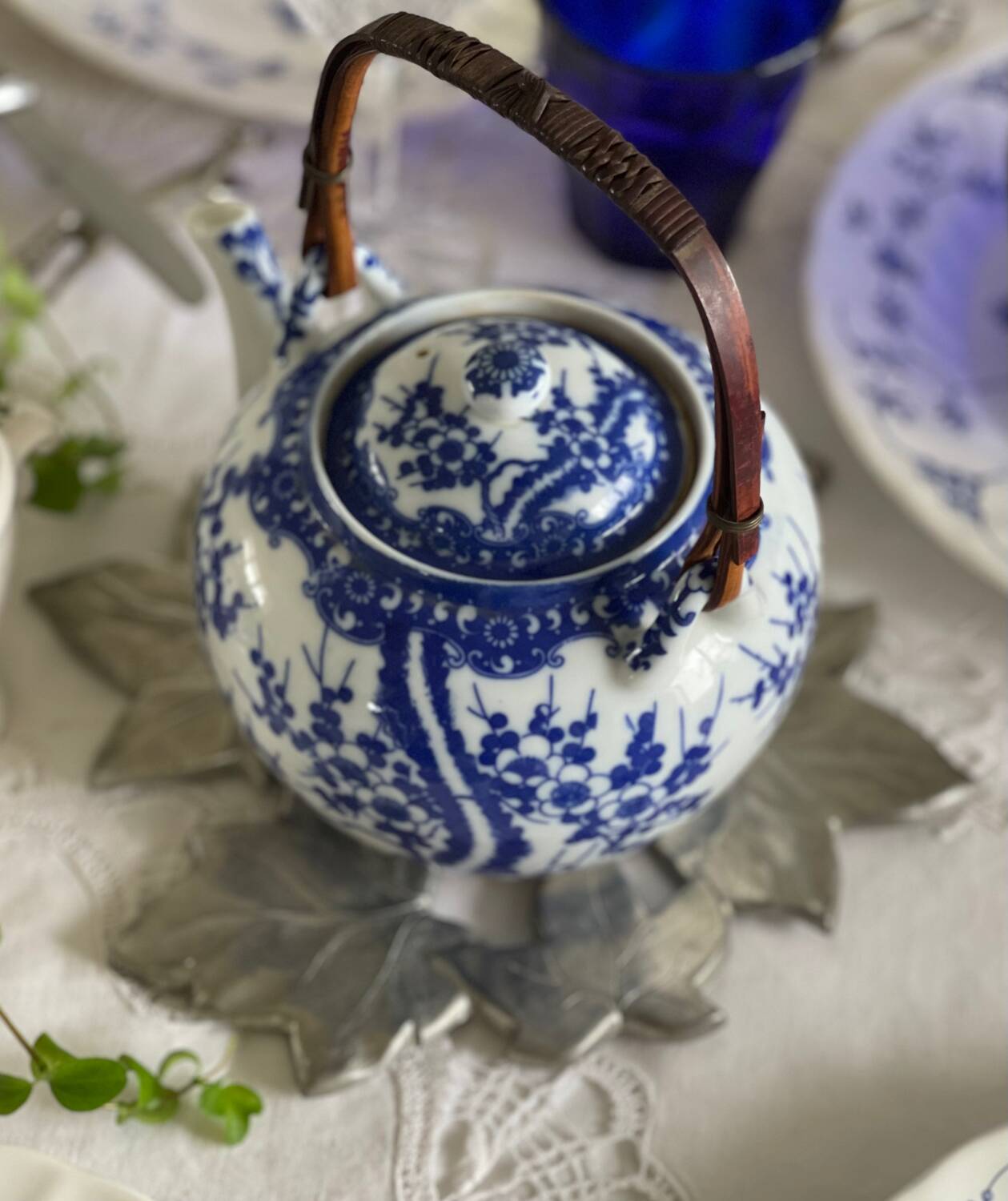 Dessous de plat en étain