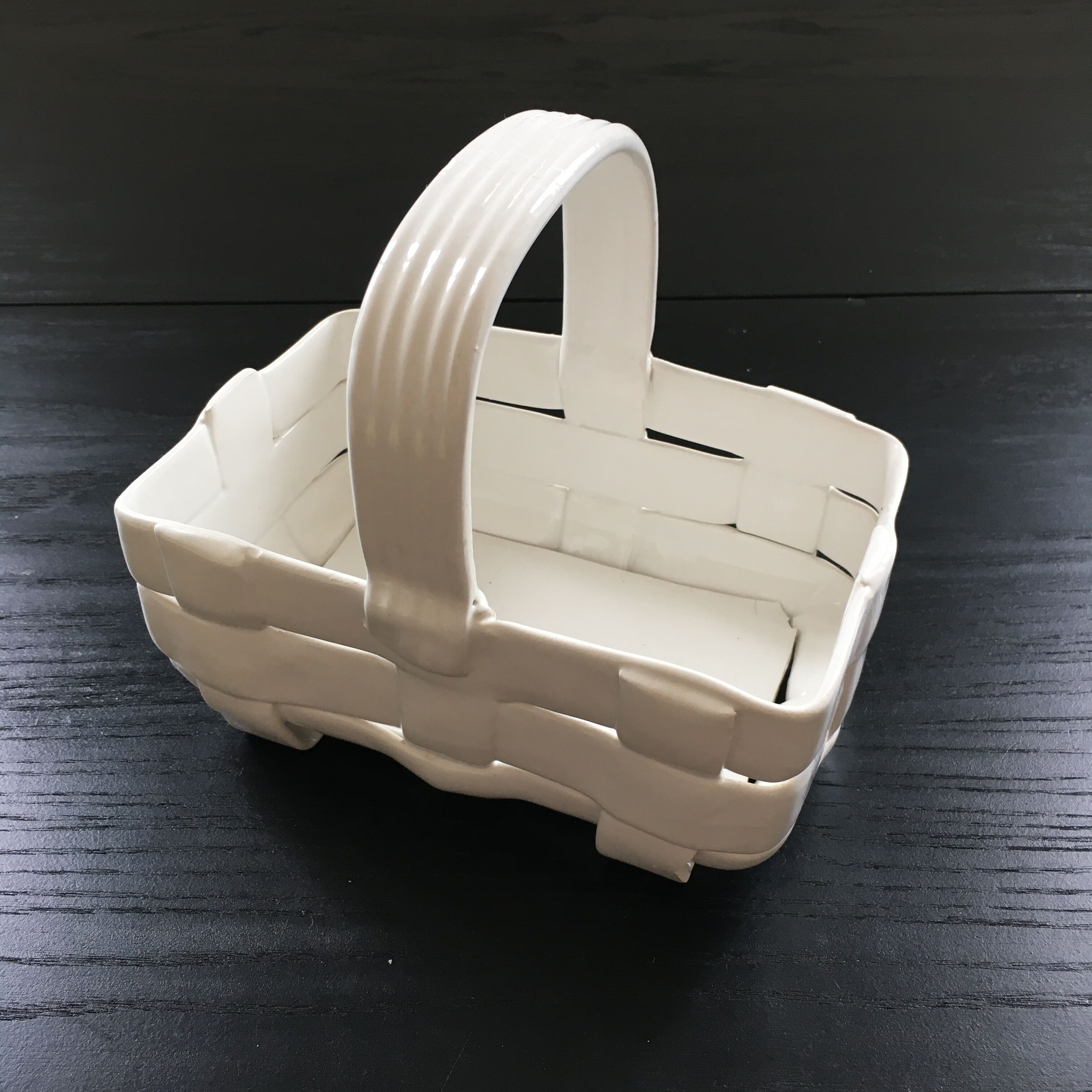 White slip basket