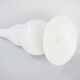 Vase haut opaline blanche