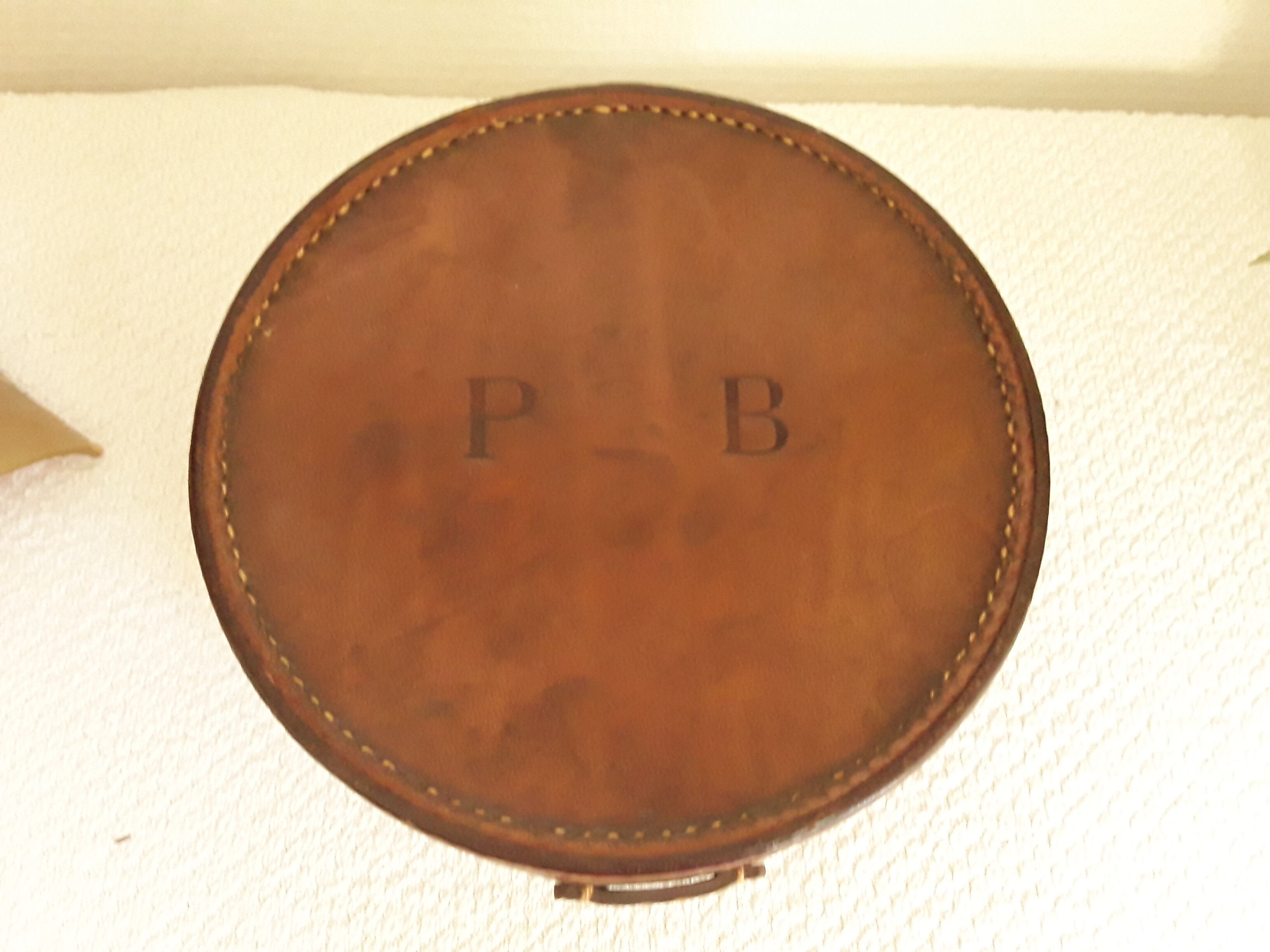 Leather collar box 1920