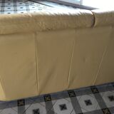 Leather sofa 3 places