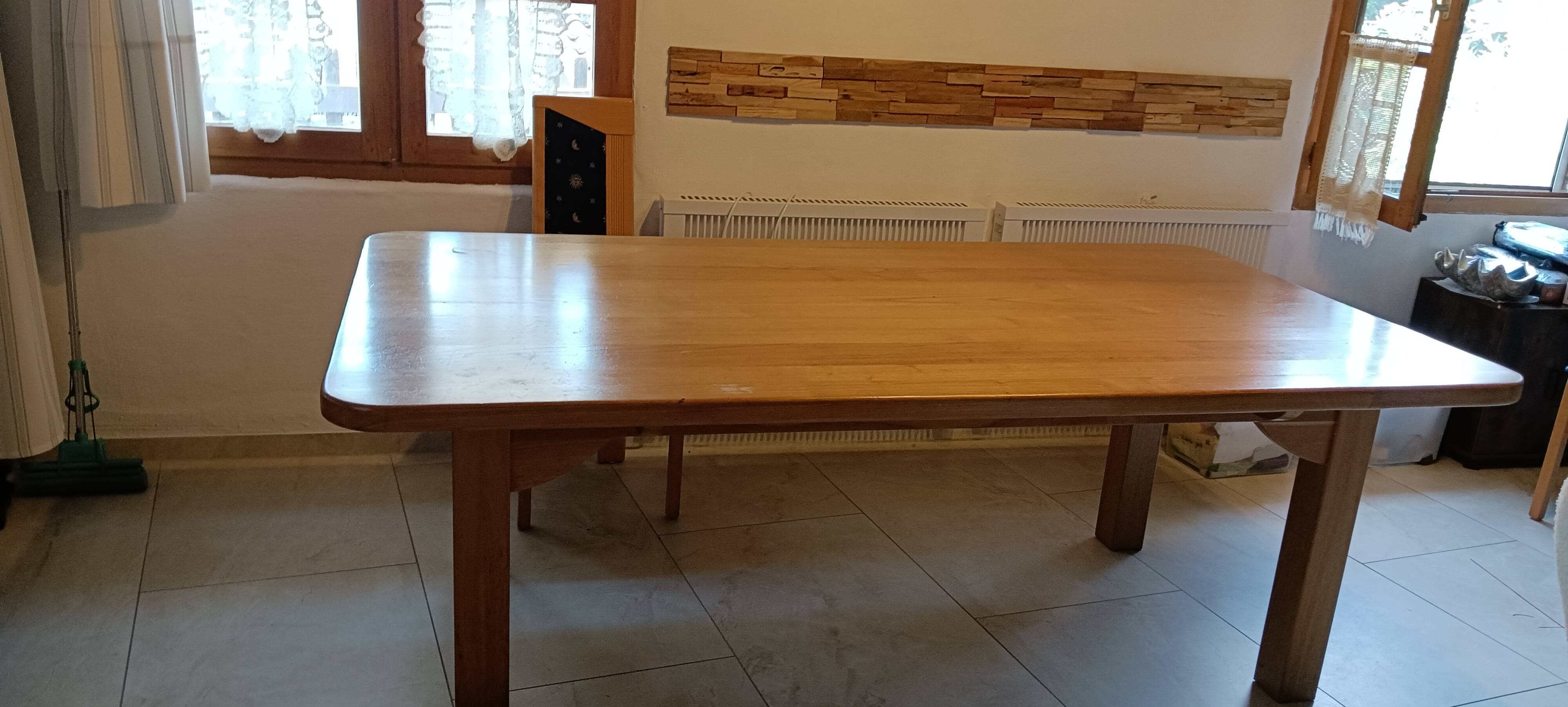 Table à manger exceptionnelle en chêne massif 220x120x78 cm