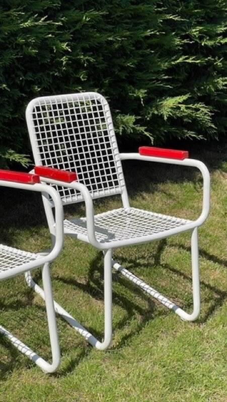 Vintage chair in steel wire on sled base, 1970s
