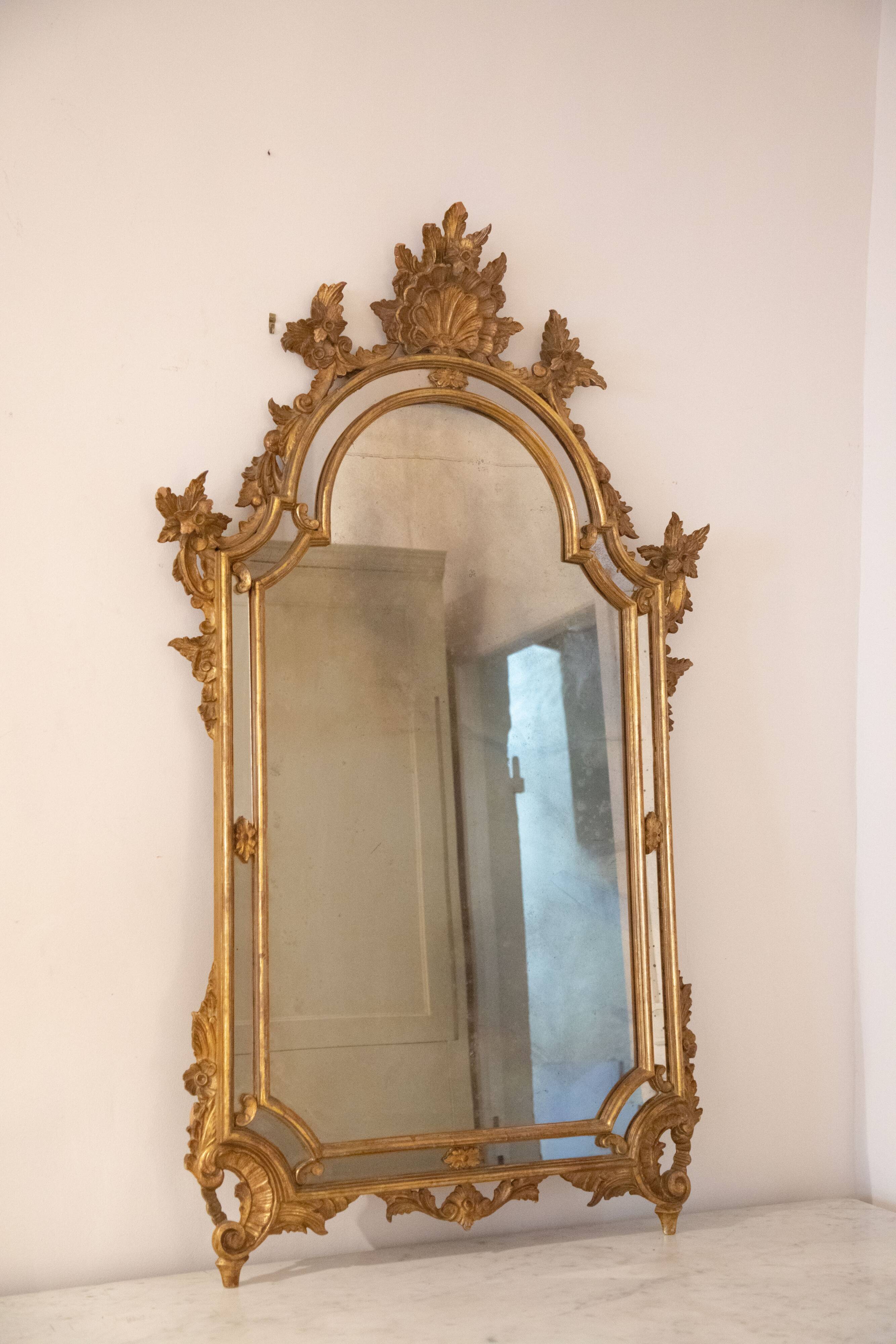 Mirror with wooden glazing beads, gold, 19th century, Italy