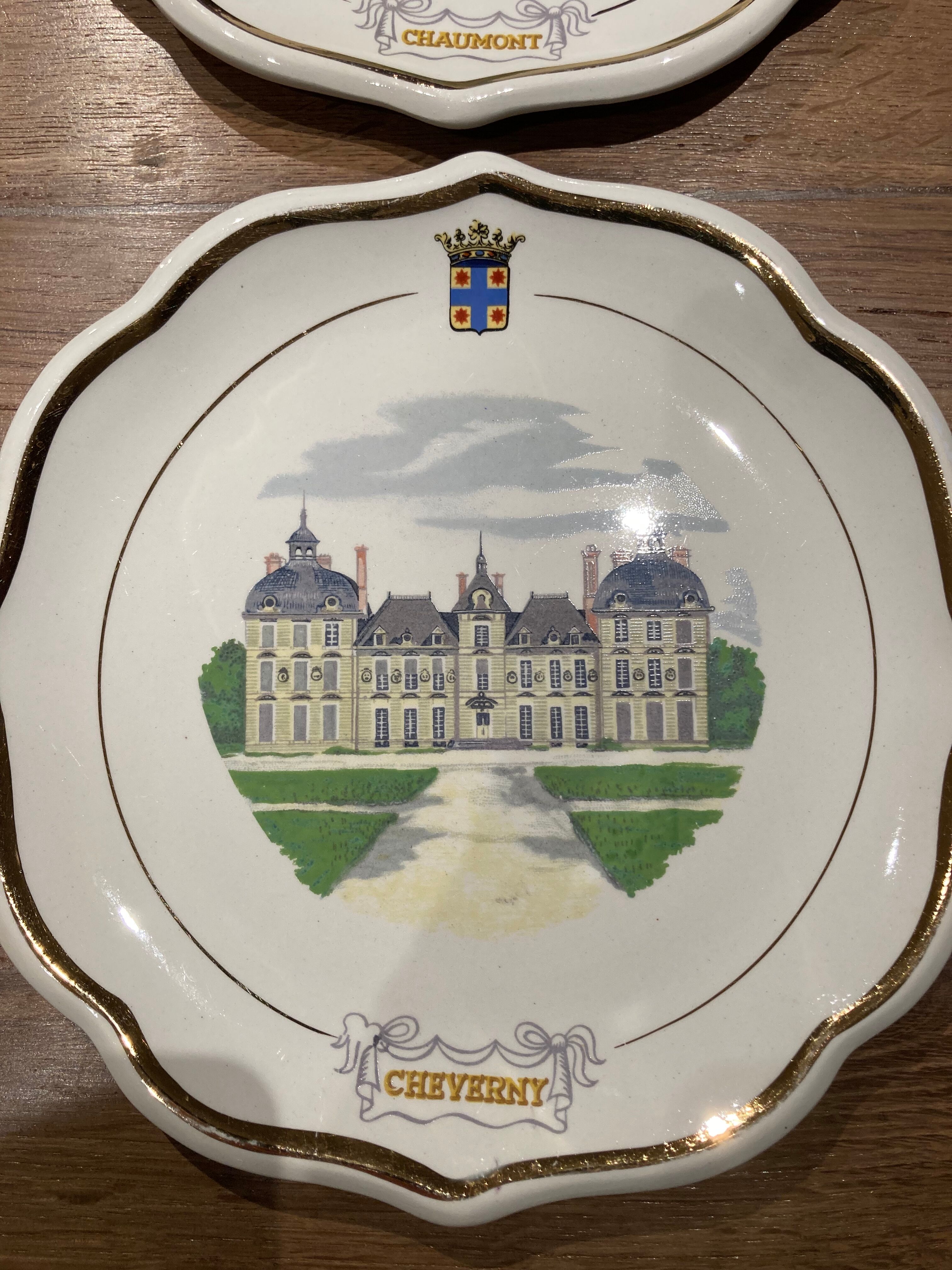 12 dessert plates Gien châteaux de la Loire