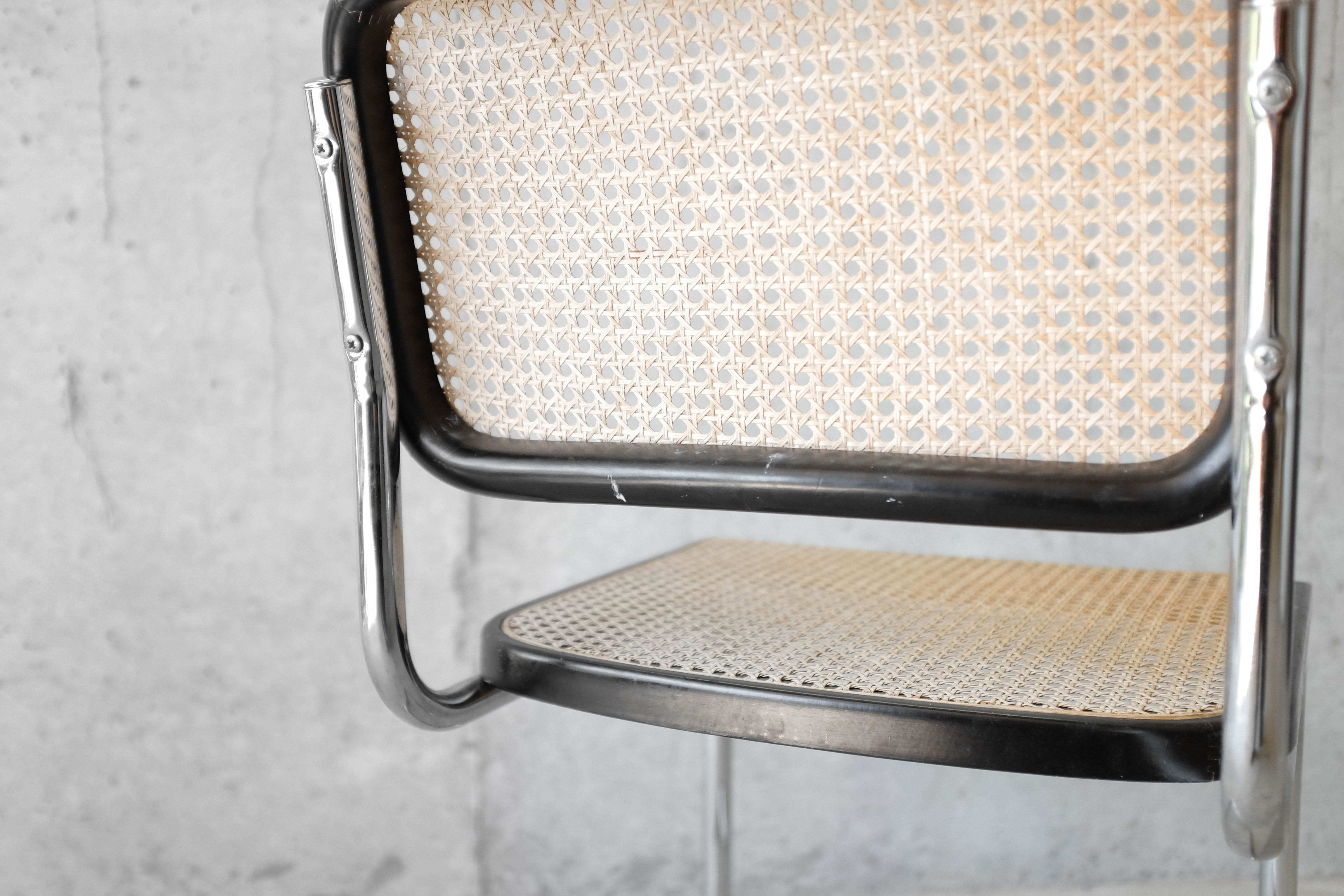 Cesca chair b32 black by Marcel Breuer