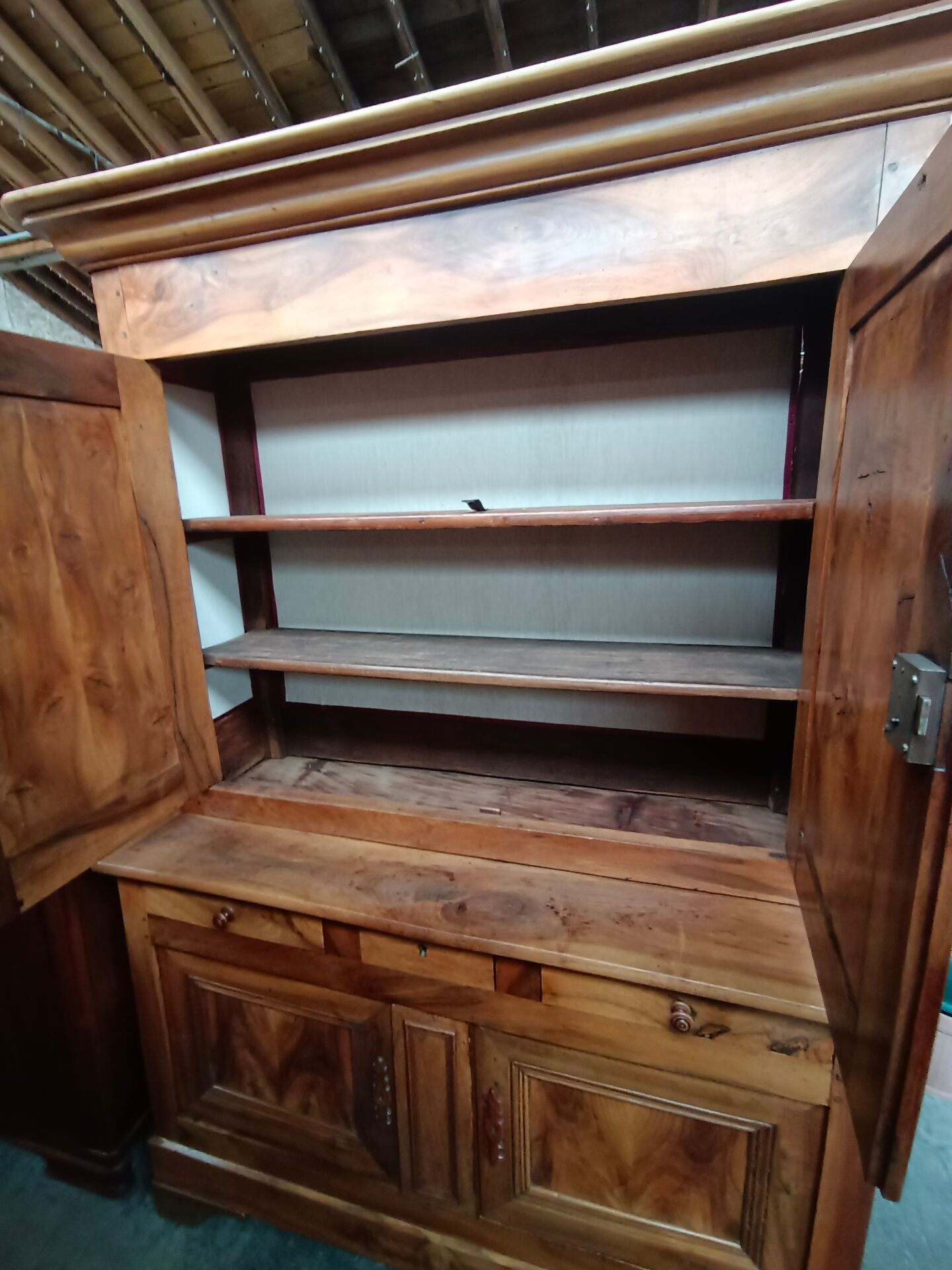 Old elm buffet