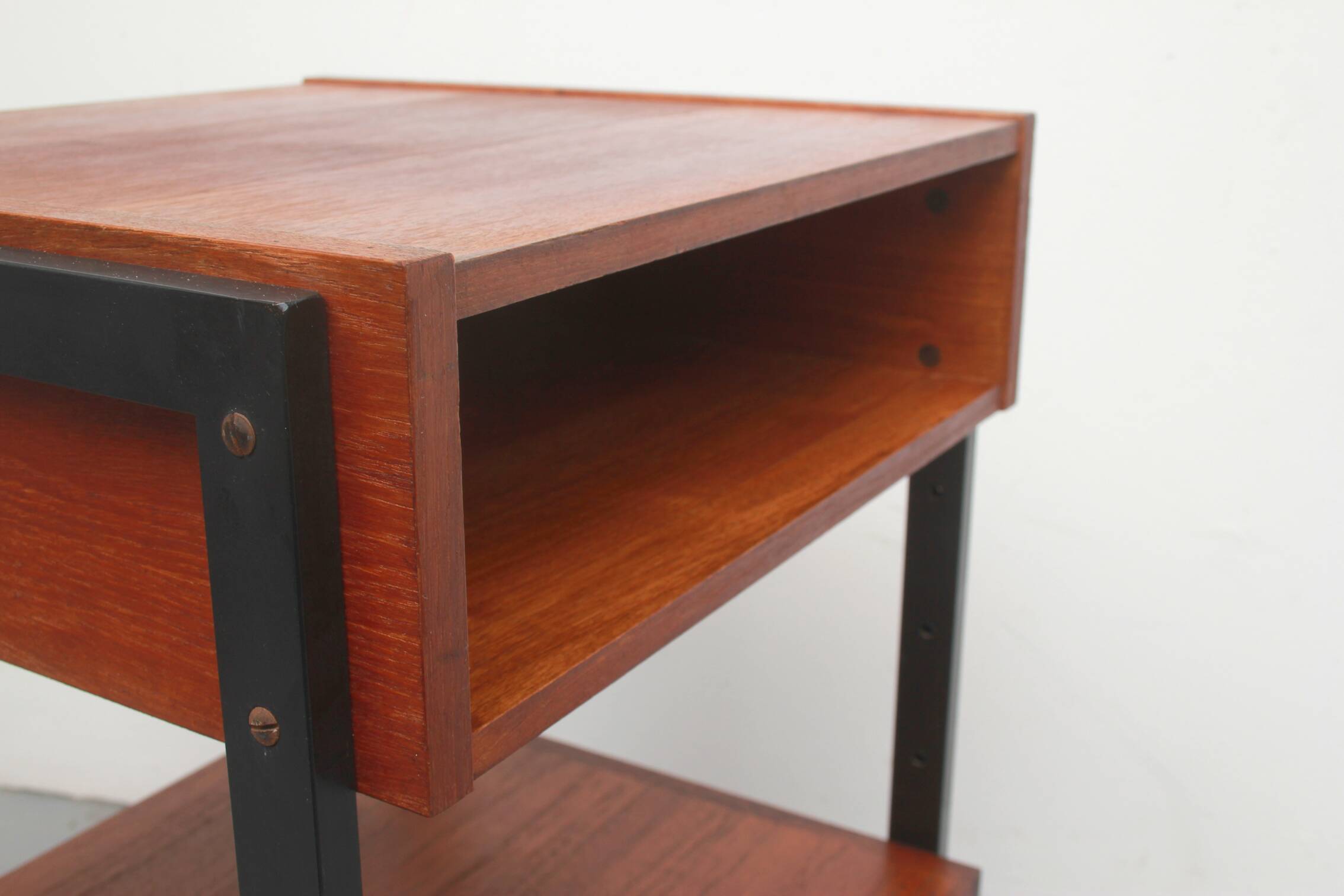 1960s trolley in teak and metal