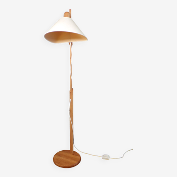 Lampadaire scandinave en pin