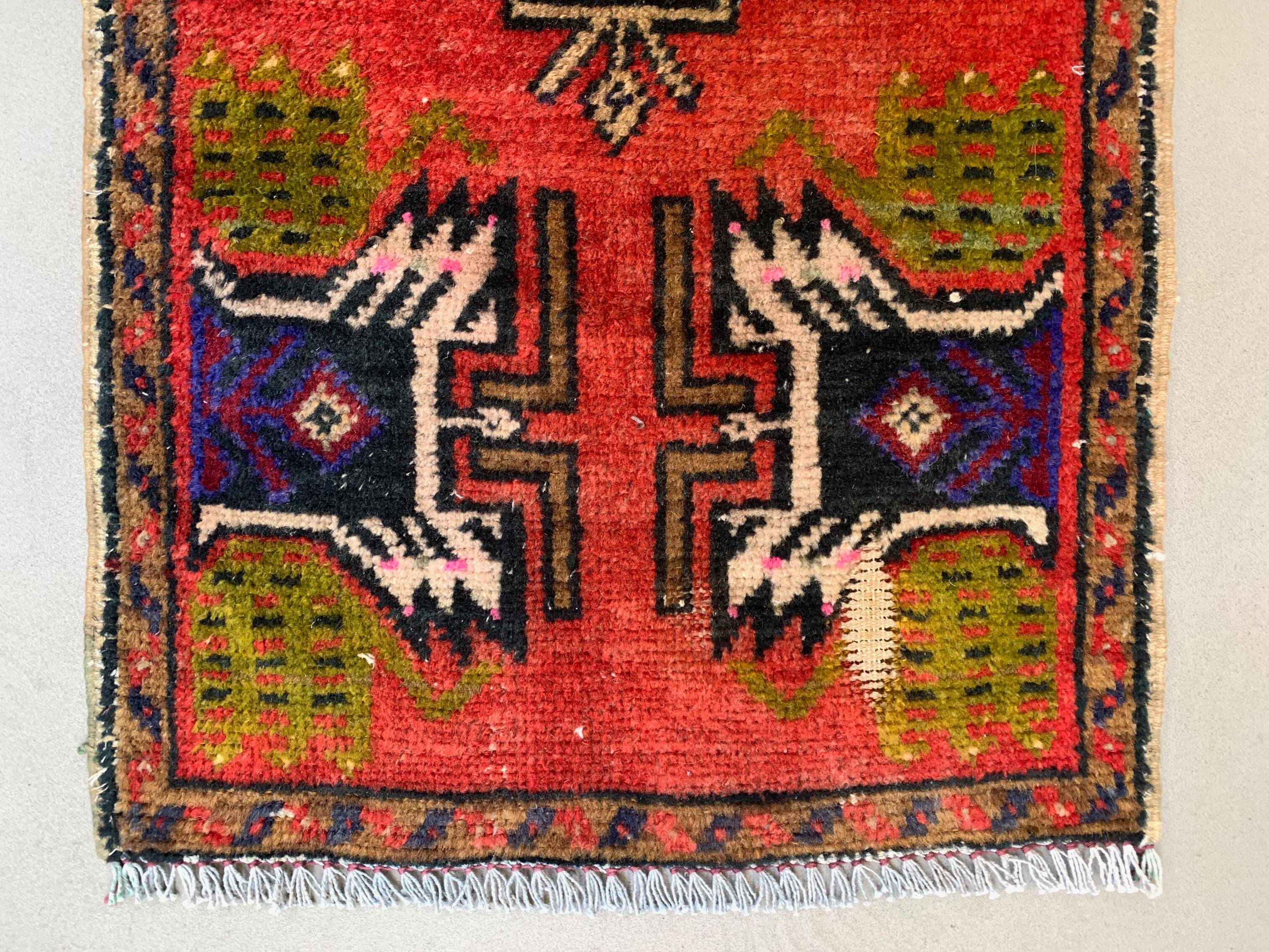 Small Vintage Turkish Rug 101x47 cm, Short Runner, Tribal, Shabby, Mini Carpet