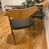 Pair of chairs 675 black footoak Robin Day