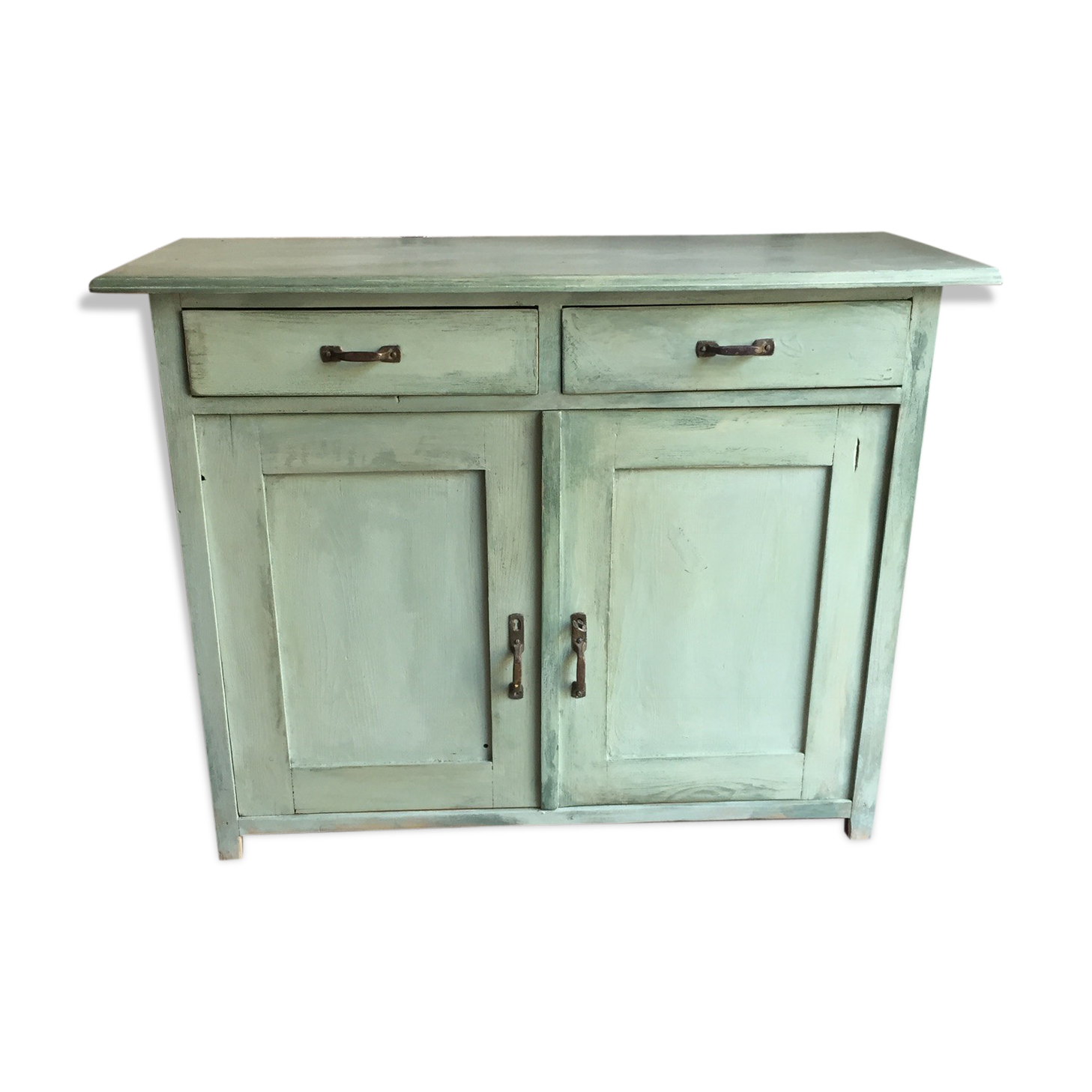 Buffet former green patina