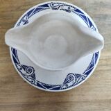 Saucière with ceramic frame