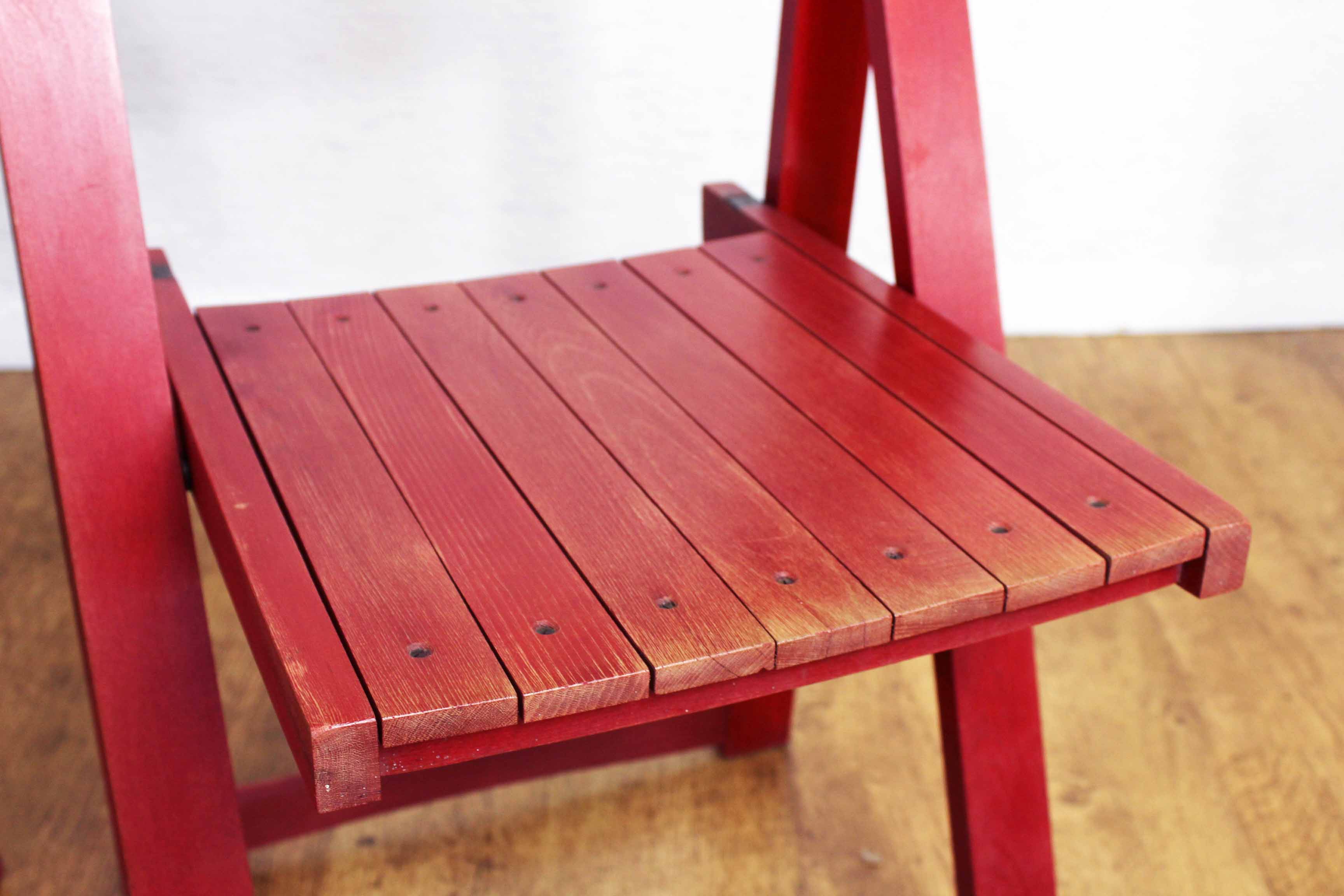 Pair of folding chairs