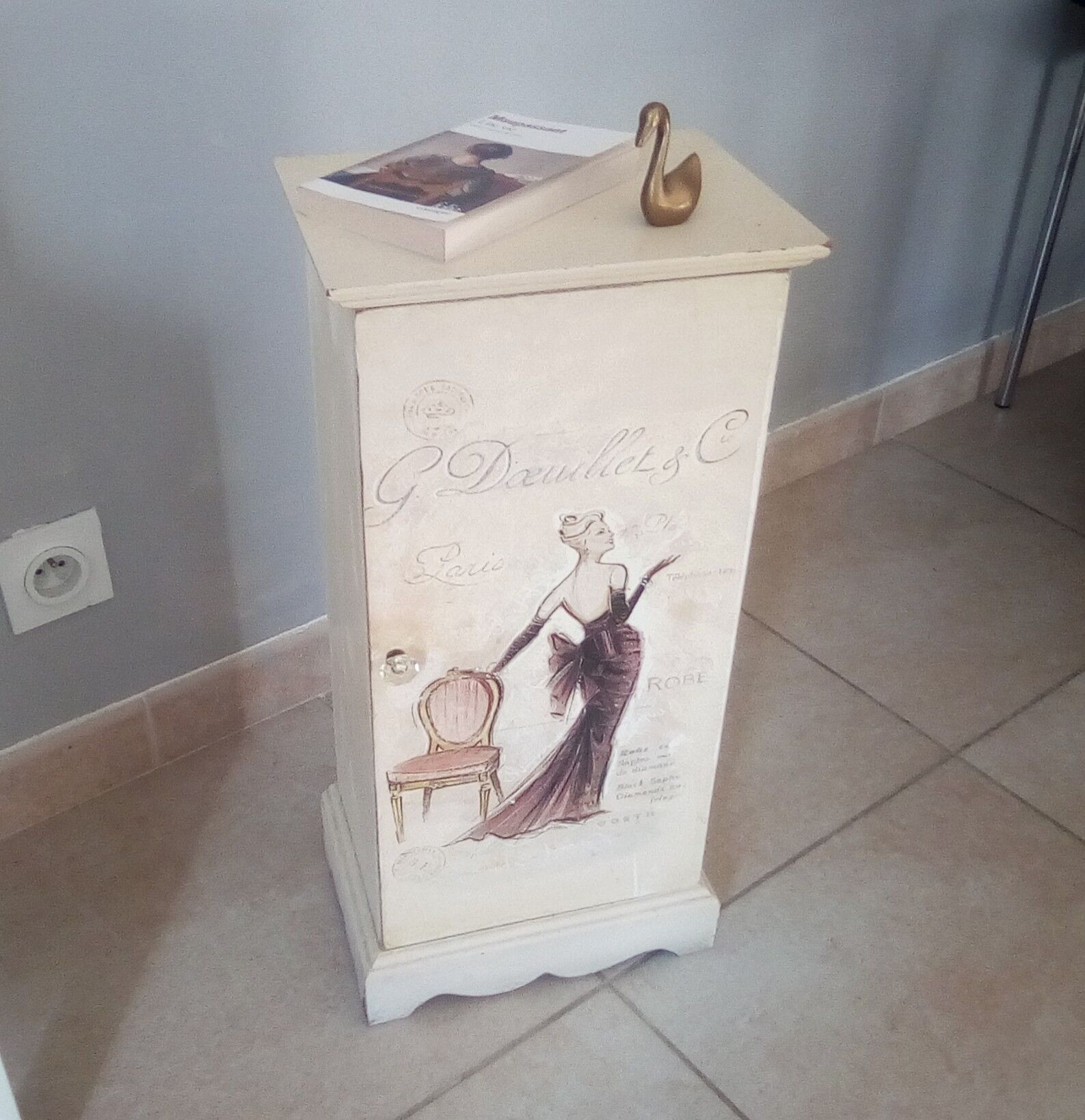 Vintage extra furniture