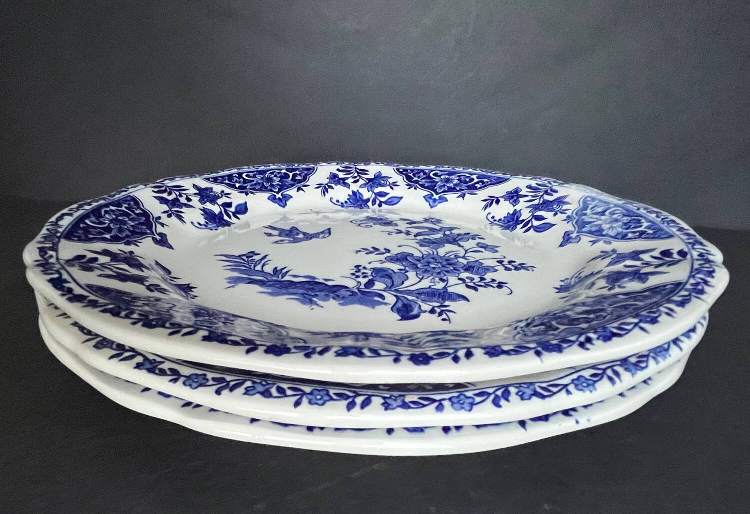 6 vintage Gien plates
