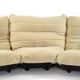 Fauteuil Marsala et son repose-pied Ligne Roset beige clair