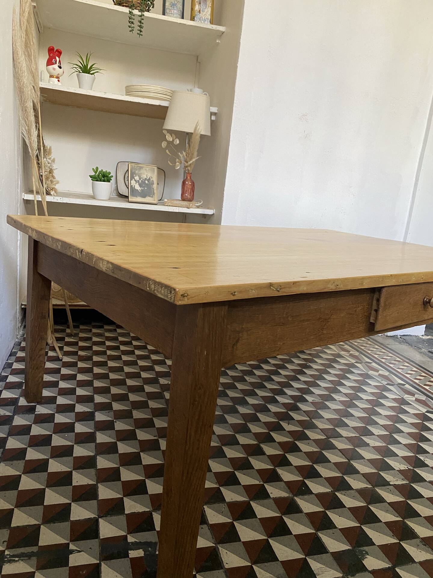 Large antique coffee table in solid wood, farmhouse style – 1 drawer –