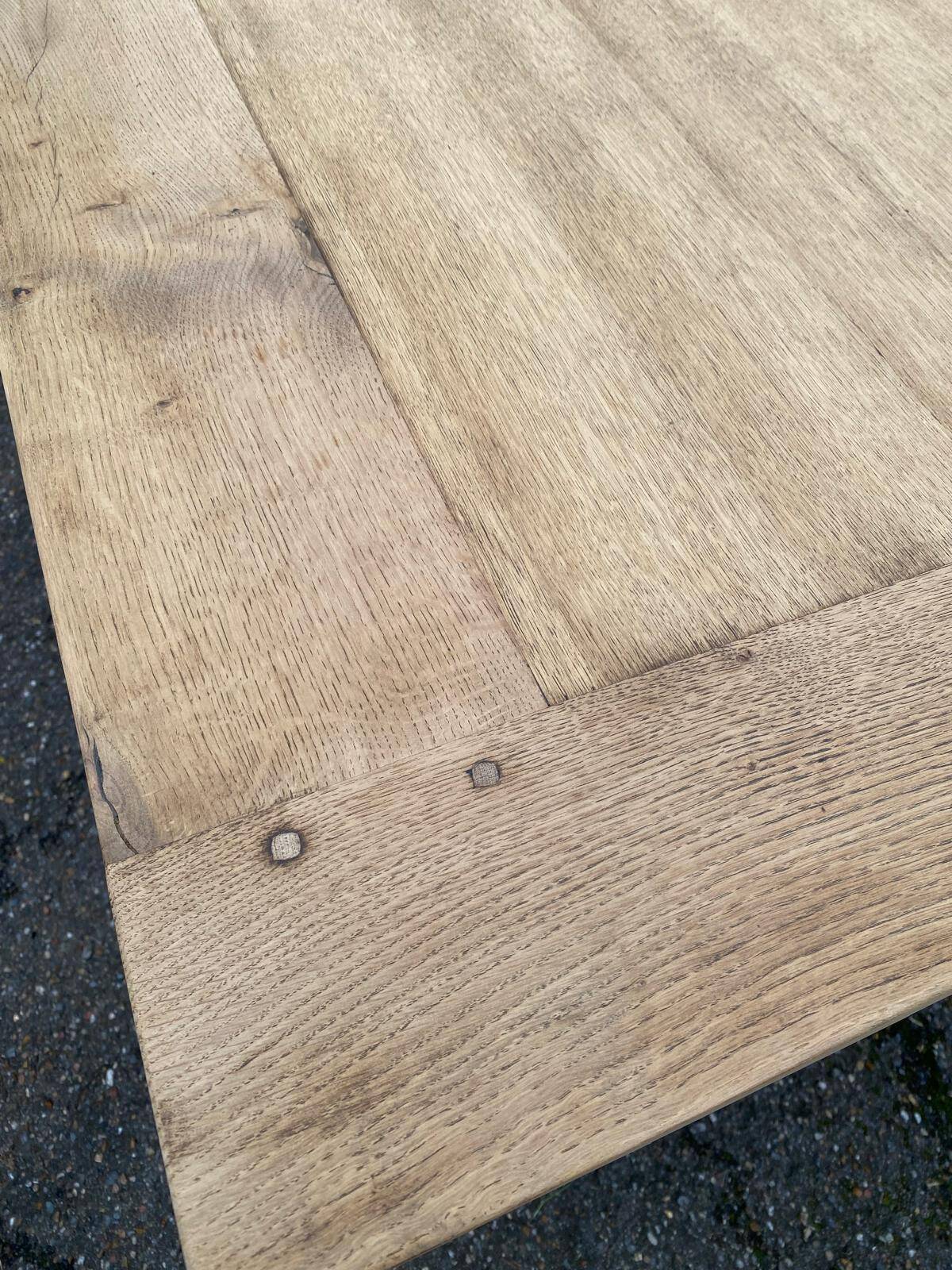 Renovated extendable farmhouse dining table in solid oak, 19th century, 200-300cm.