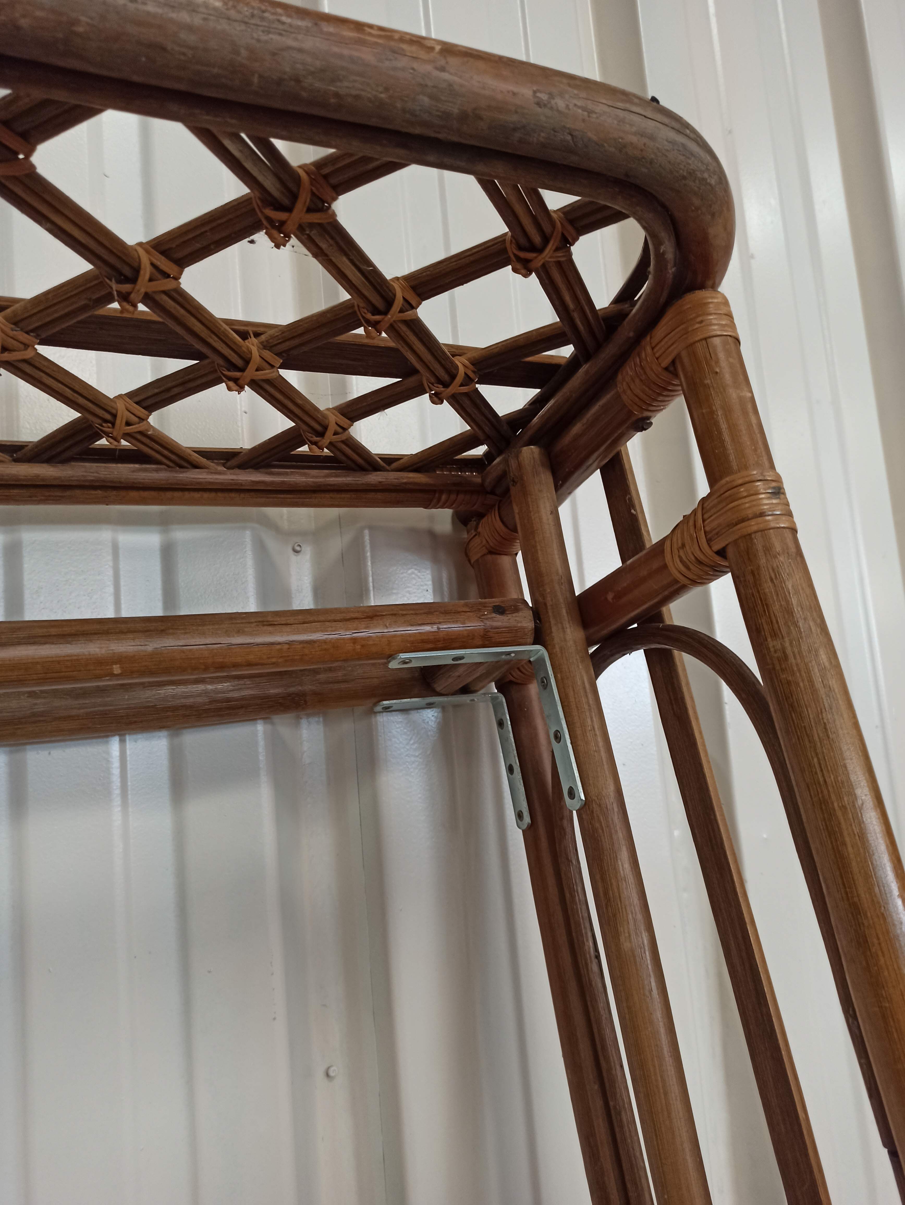 Rattan bamboo bed for one person