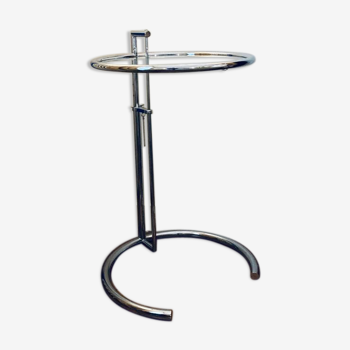 Site table E 1027 by Eileen Gray