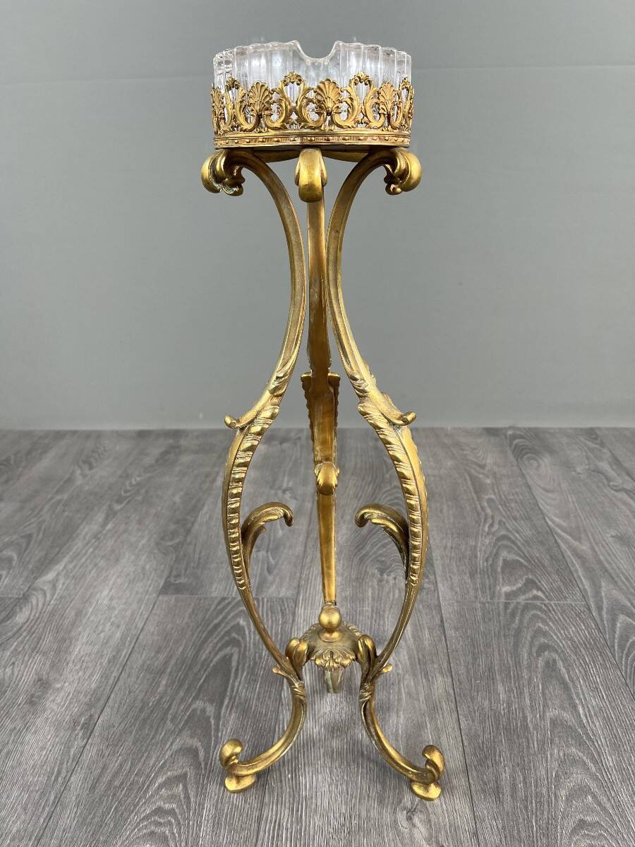 Bronze-gilt and crystal standing ashtray, 20th century