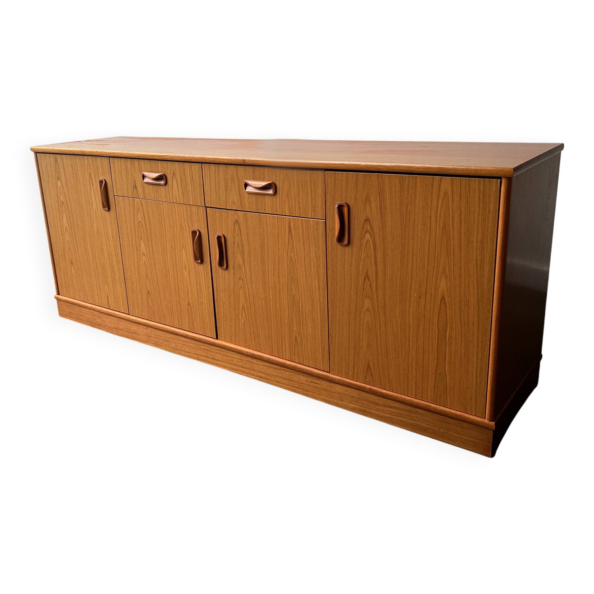 Mid-Century 1970s teak G Plan long sideboard / TV stand / Media unit