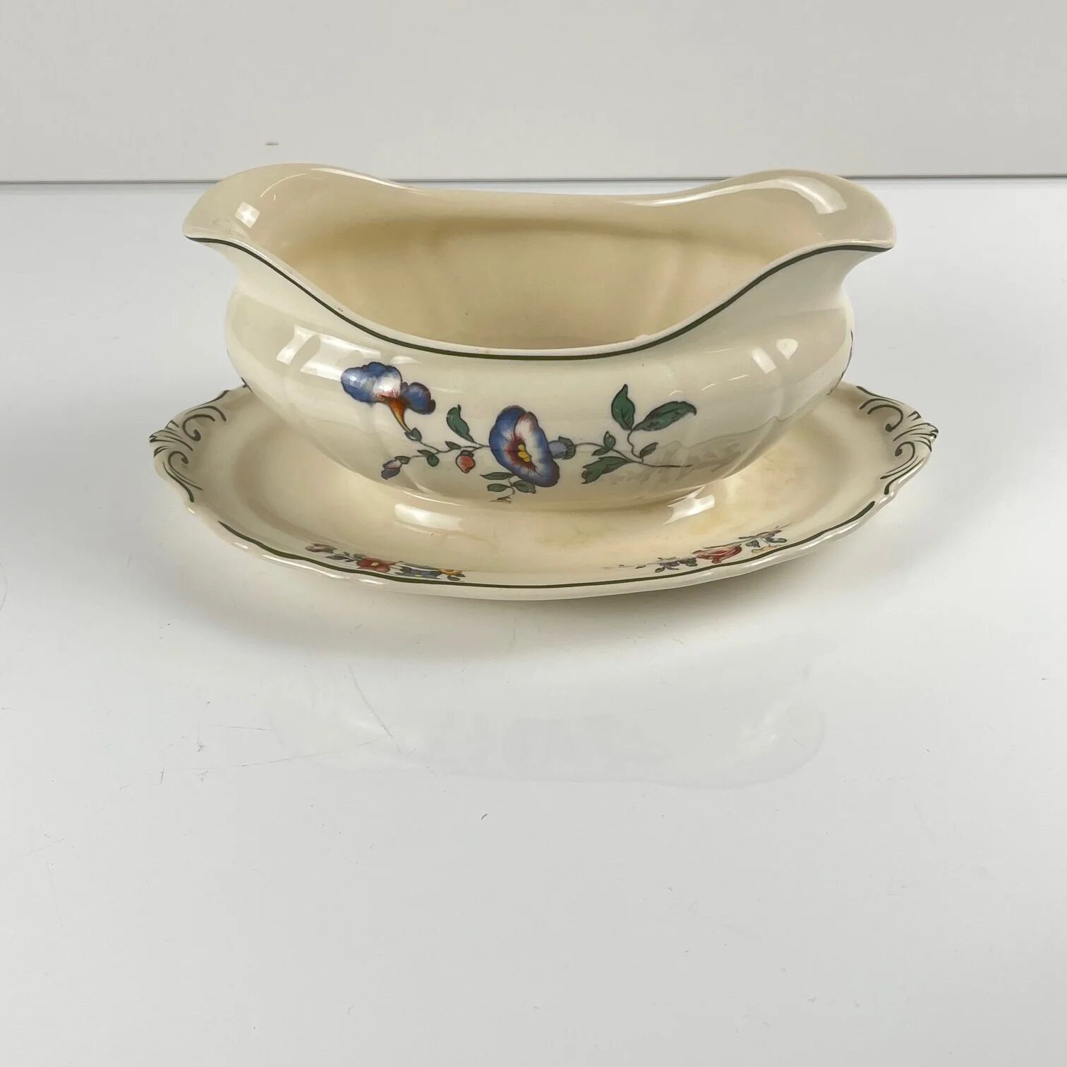 Sauceboat Villeroy & Boch "Old Strasbourg", 1940s/50s