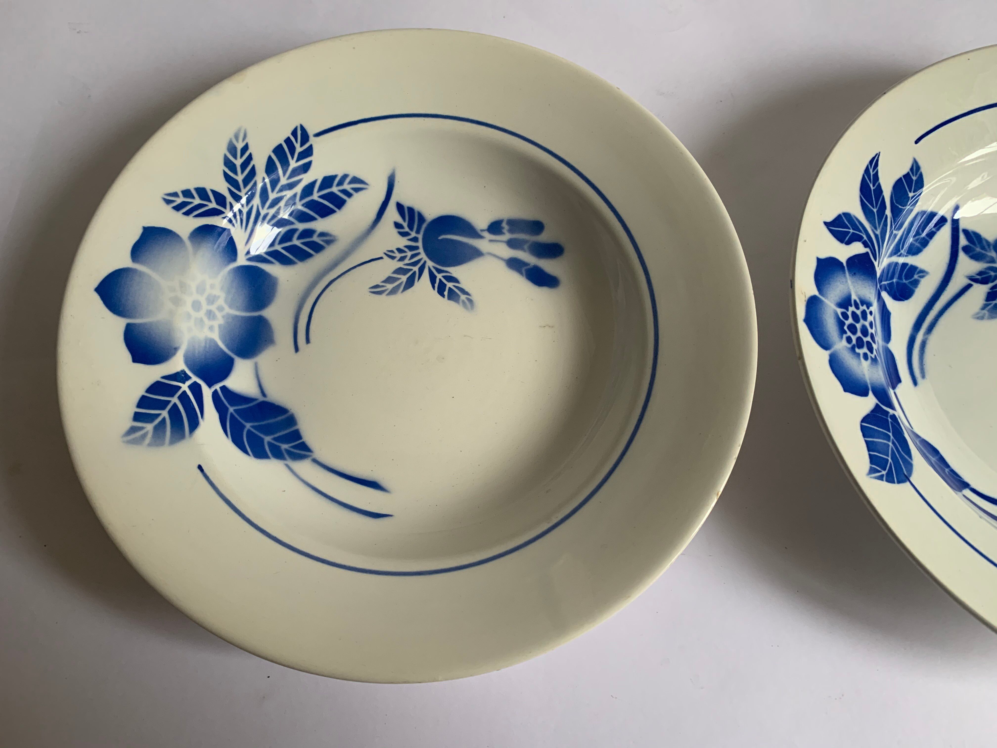 Set dé 5 assiettes creuses digoin - France