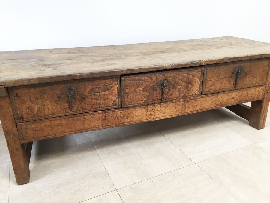 Farm coffee table, early 20th