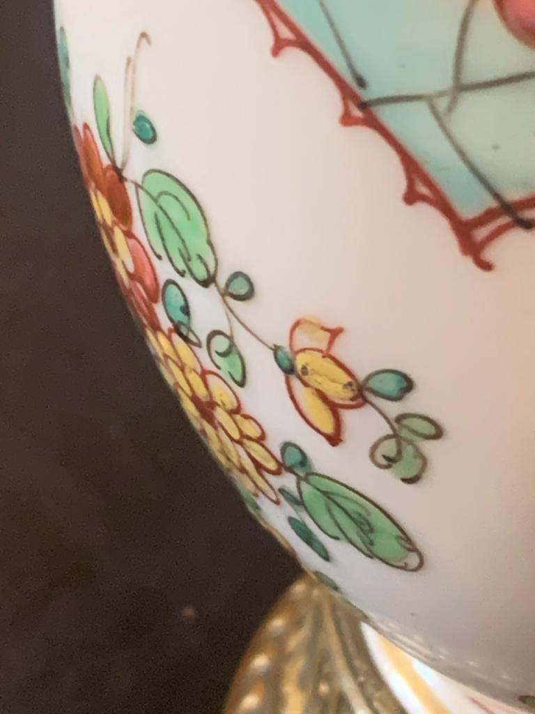 Vase asiatique