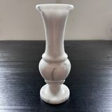 Vase en marbre blanc