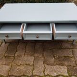 Coffee table with drawers