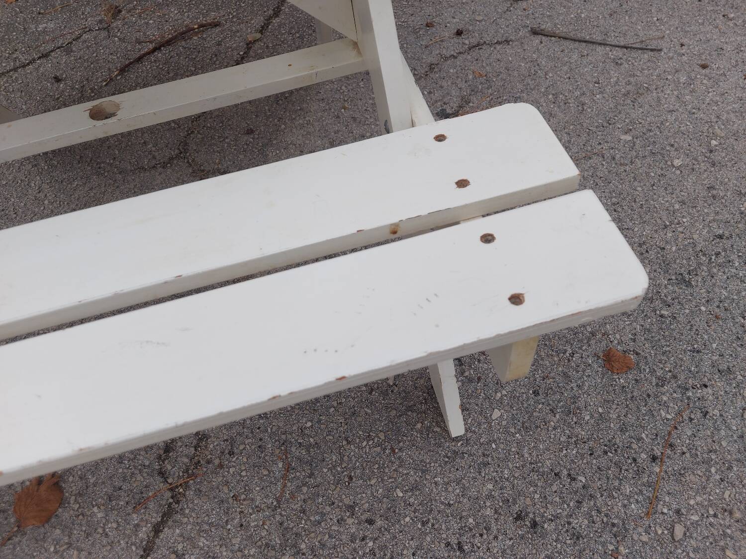 Table de jardin avec bancs pour enfants