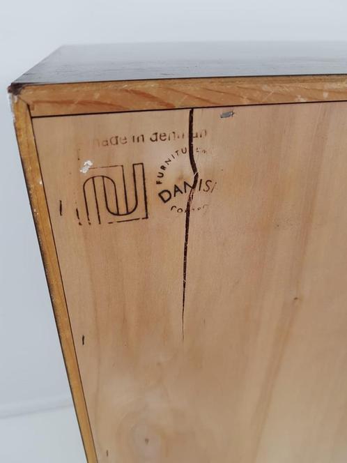 Danish vintage furniture with rosewood sliding doors Hundevad